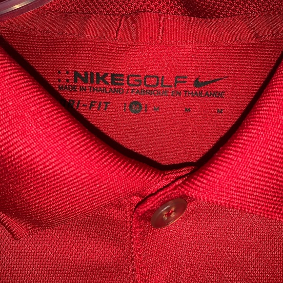 EUC Nike Golf Polo Size M. - Picture 4 of 5